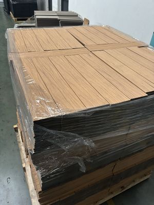 বিলাসবহুল সিরিজ 500x500 WPC ফ্লোরিং: কারুশিল্প শ্রেষ্ঠত্বকে সংজ্ঞায়িত করে