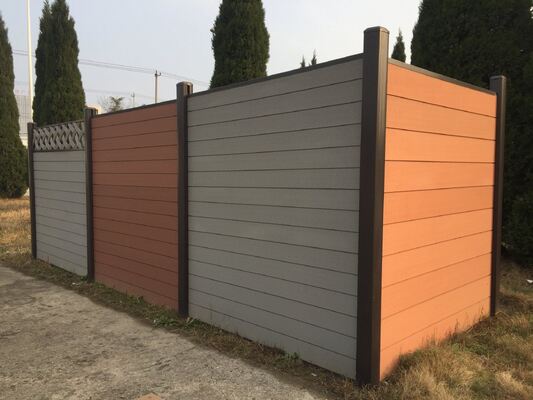 অ্যালুমিনিয়াম ফ্রেম WPC ফেন্সিং স্ল্যাট স্টাইল আউটডোর হোম সিকিউরিটি